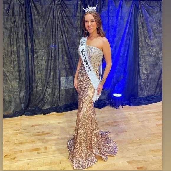 Jovani 06469SC Ombre Sequin Trumpet Prom Dress Silver/Cafe In Size 4 - Picture 9 of 16